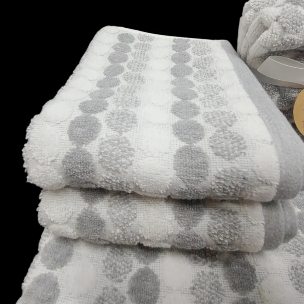 8pc ECO Melange 2 Bath 2 Hand 4 Washcloth Towel Set Gray White Stripe Dot NEW - Picture 2 of 8